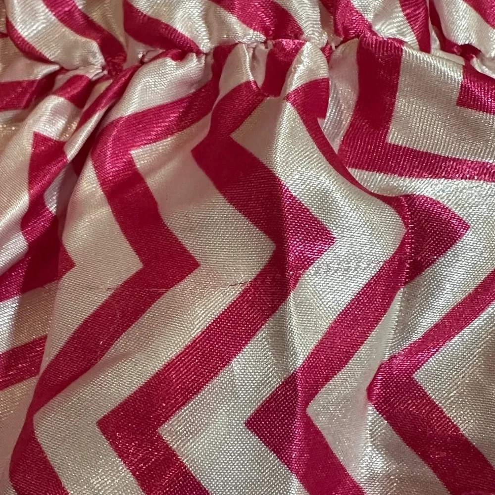 BigDreamz. Pink Chevron Skirt